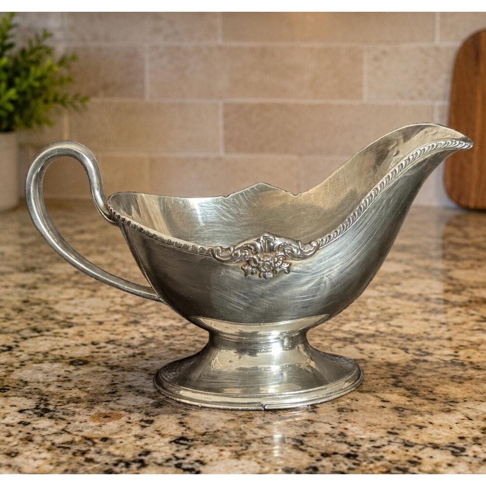 Community Georgian Silverplate Gravy Boat Serving Bowl Handle Pedestal 7 in vtg